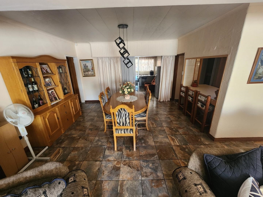 4 Bedroom Property for Sale in Fichardt Park Free State